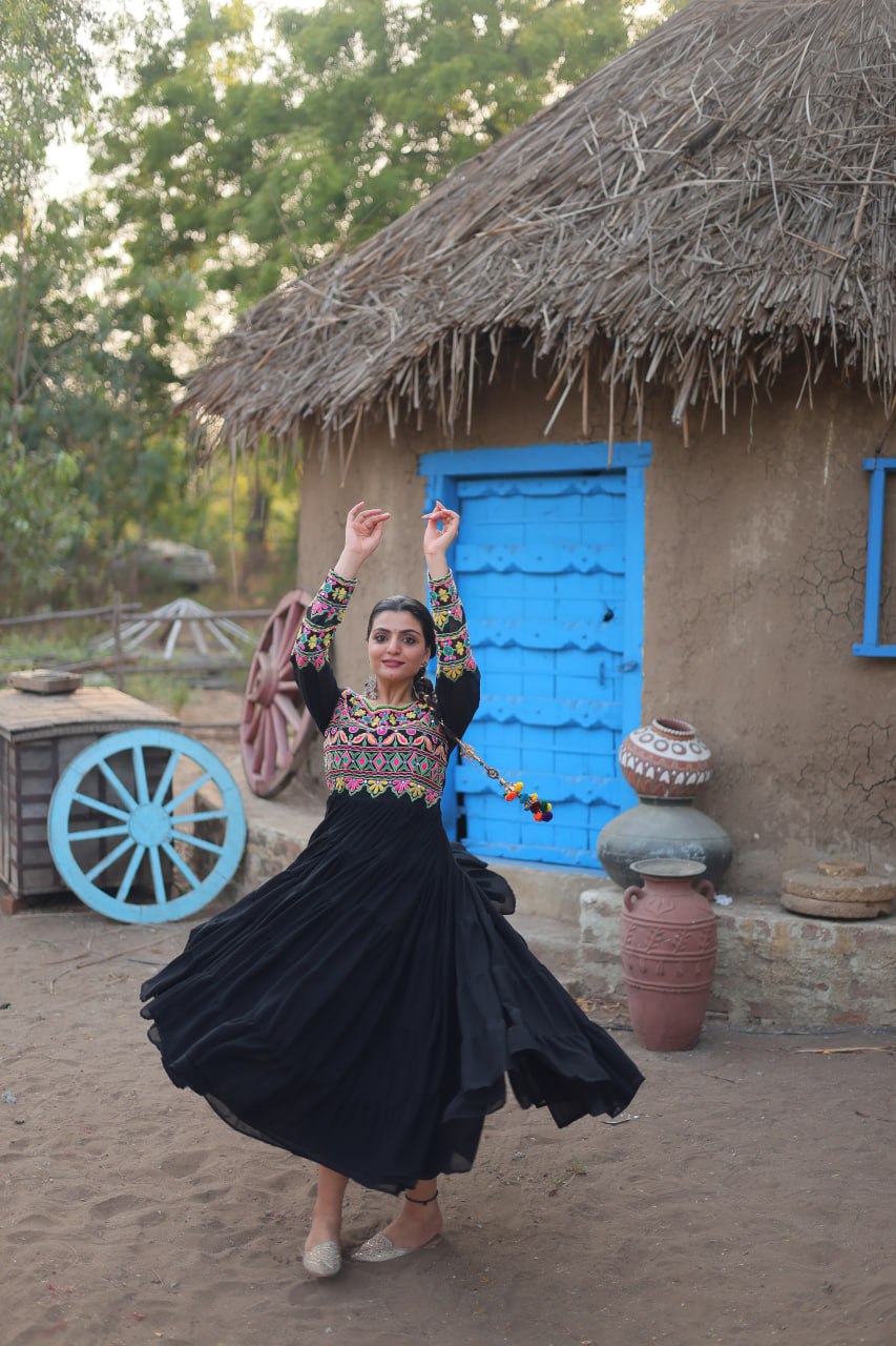 Black Elegant Faux Blooming Gown with Kutchi Gamthi Work