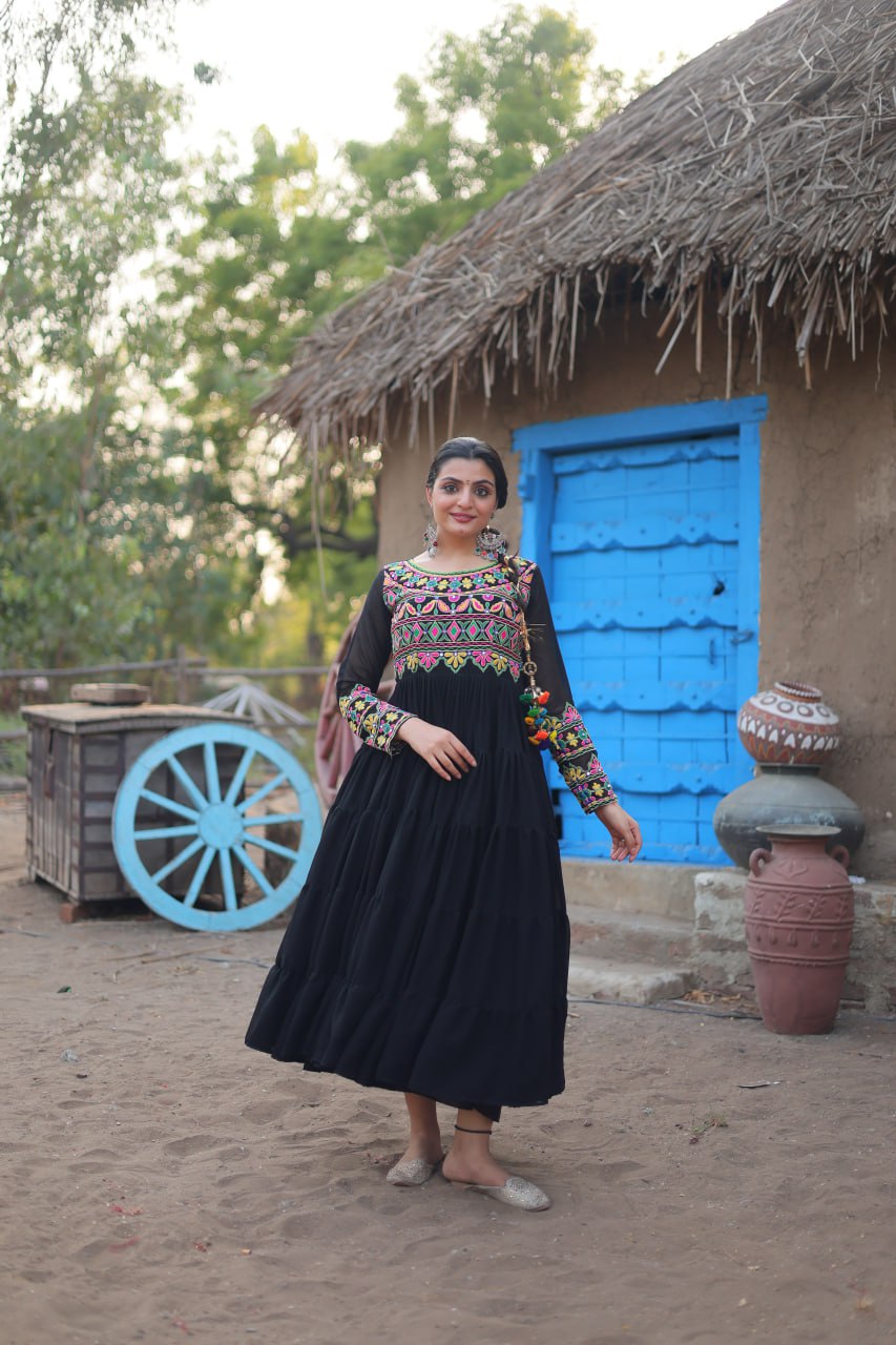 Black Elegant Faux Blooming Gown with Kutchi Gamthi Work