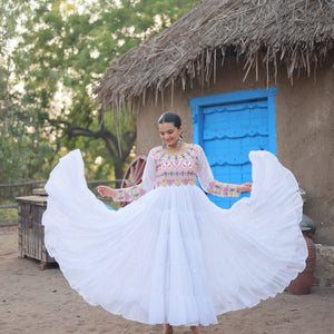 White Elegant Faux Blooming Gown with Kutchi Gamthi Work