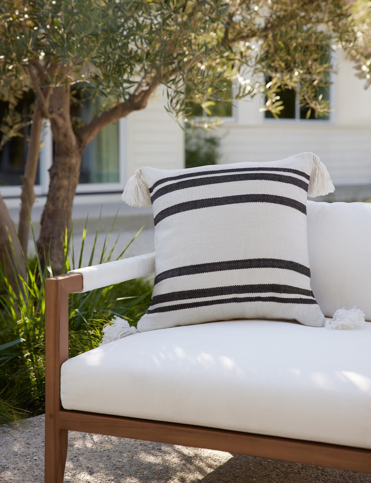 Fez Indoor / Outdoor Pillow