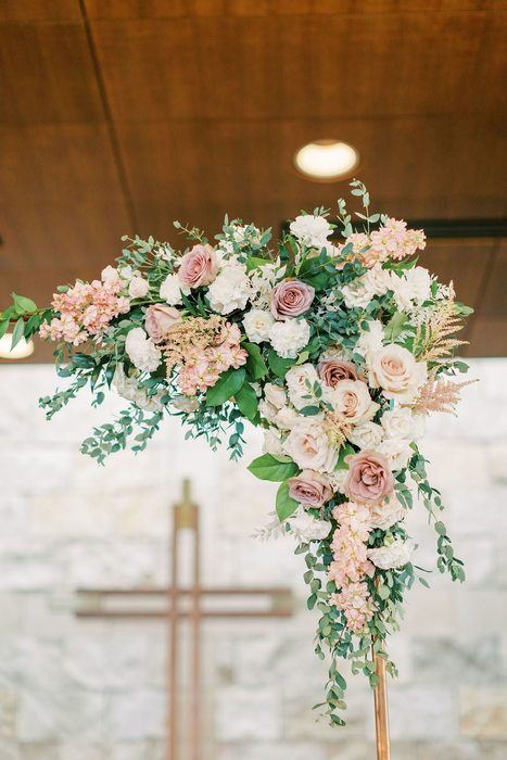 Organic Ivory and Mauve California Wedding