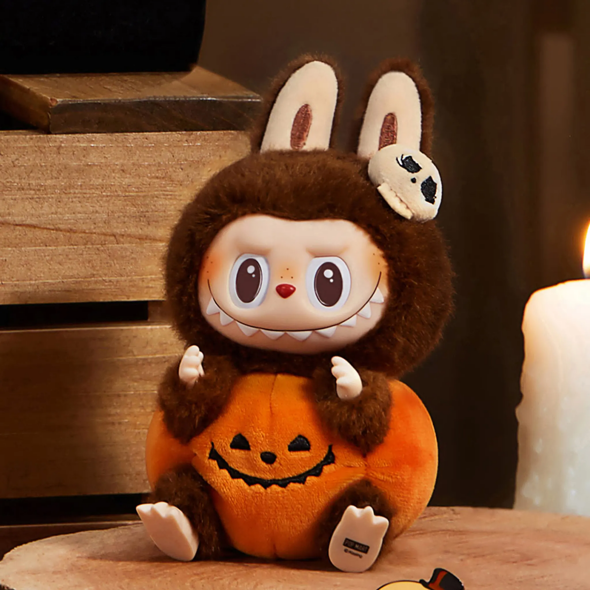 Pop Mart The Monsters Labubu Happy Halloween Party Series-Sitting Pumpkin Vinyl Plush Pendant (Single)