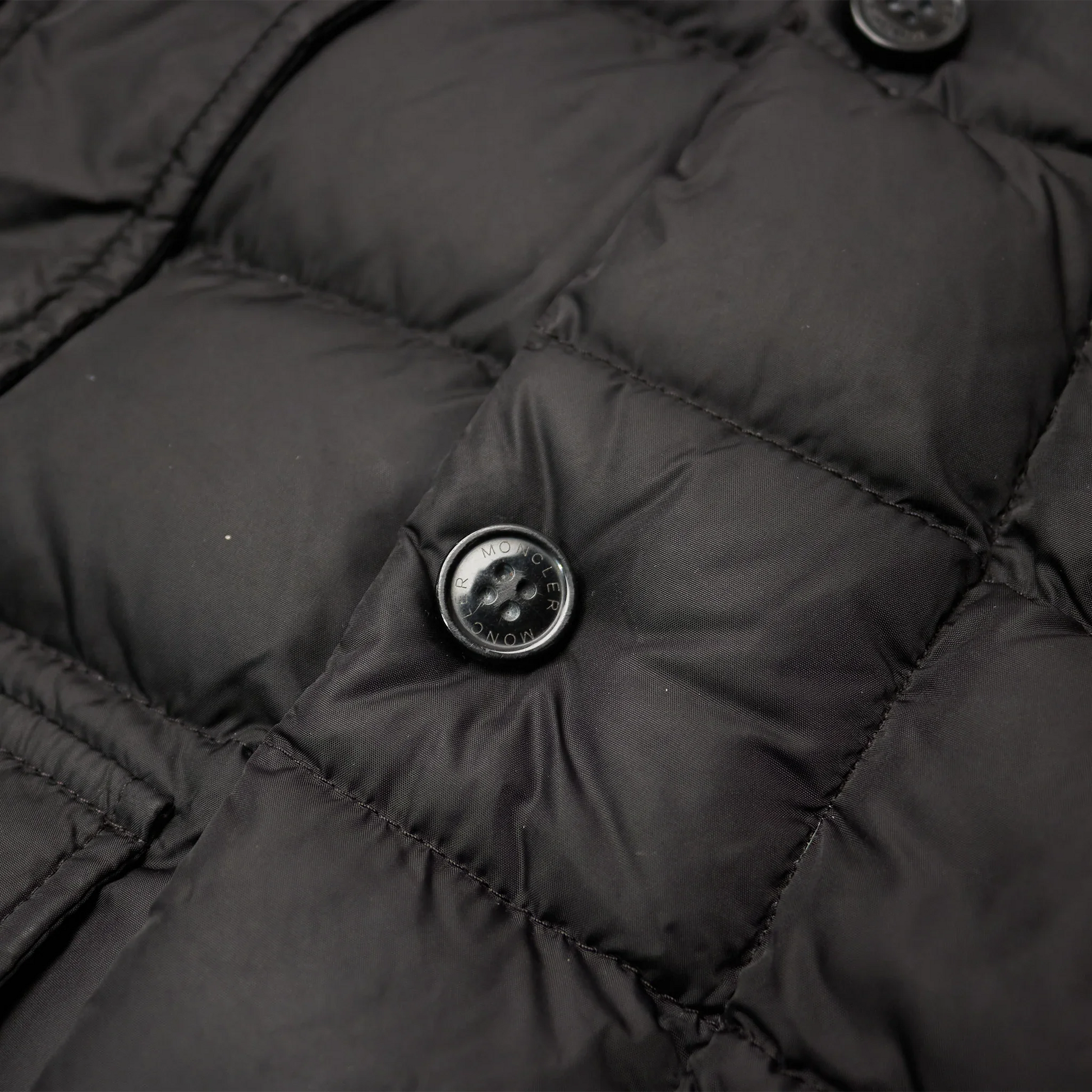 Preloved - Moncler Cluny Black Short Down 100% Real Fur Kids Parka Jacket