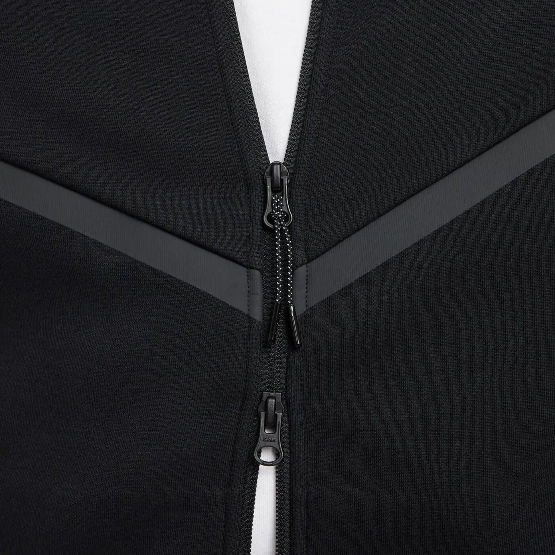 Preloved - Nike Tech Fleece Black Hoodie