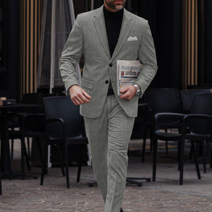 Reda Fivaro Black Checks Wool Suit