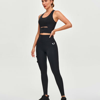Scoop Neck Sports Bra - Black