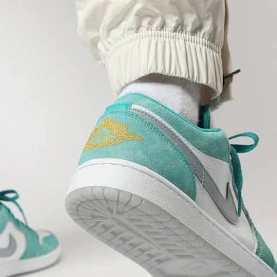 Air Jordan 1 Low New Emerald Sale