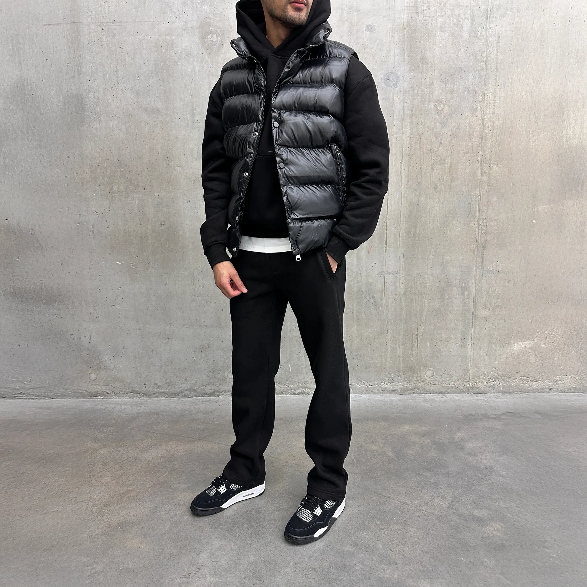 SIARR Essential Black Hoodie
