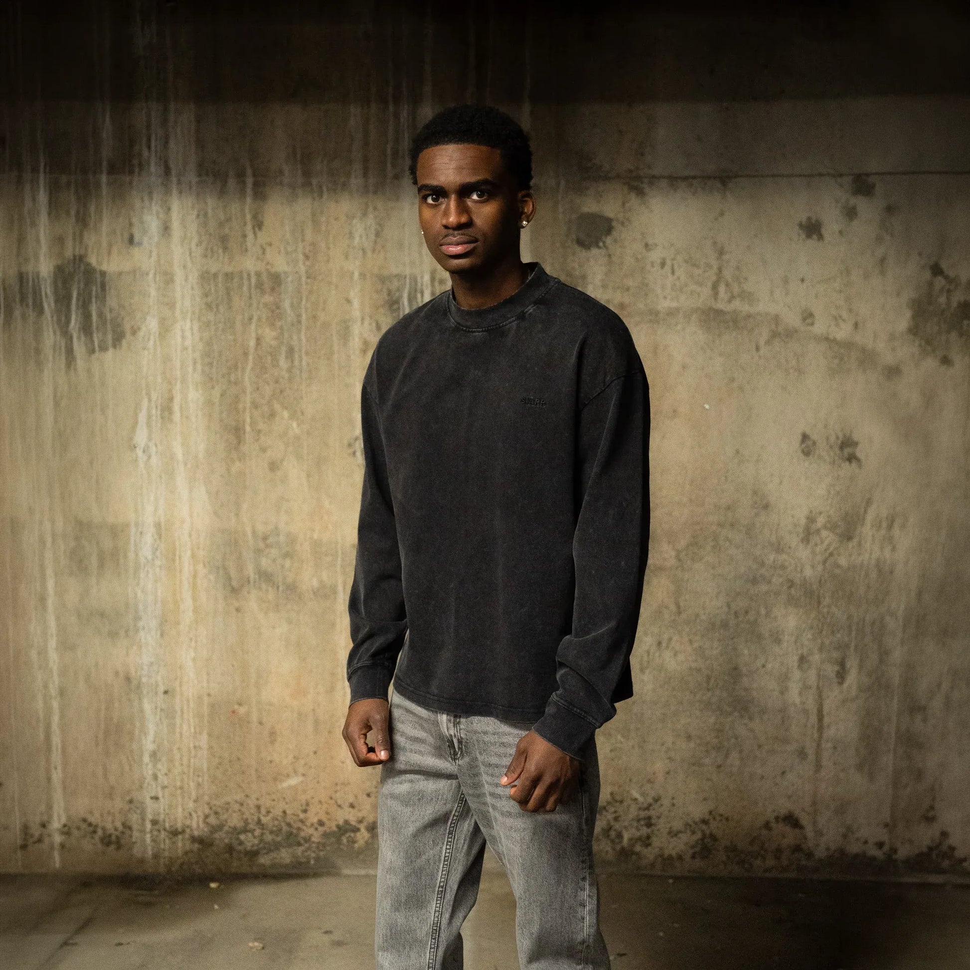 SIARR L/S Washed Black T-Shirt