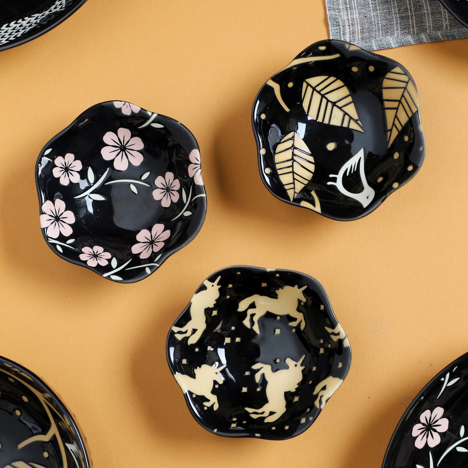 Small Plates Black