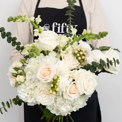Snow White Bouquet Bar Flower Kit