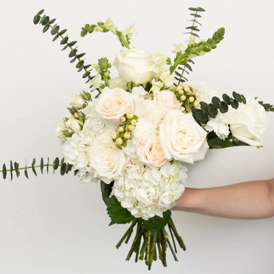 Snow White Bouquet Bar Flower Kit