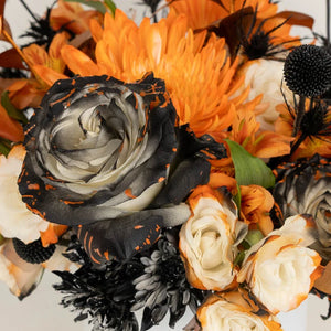 Haunted Halloween DIY Flower Kit