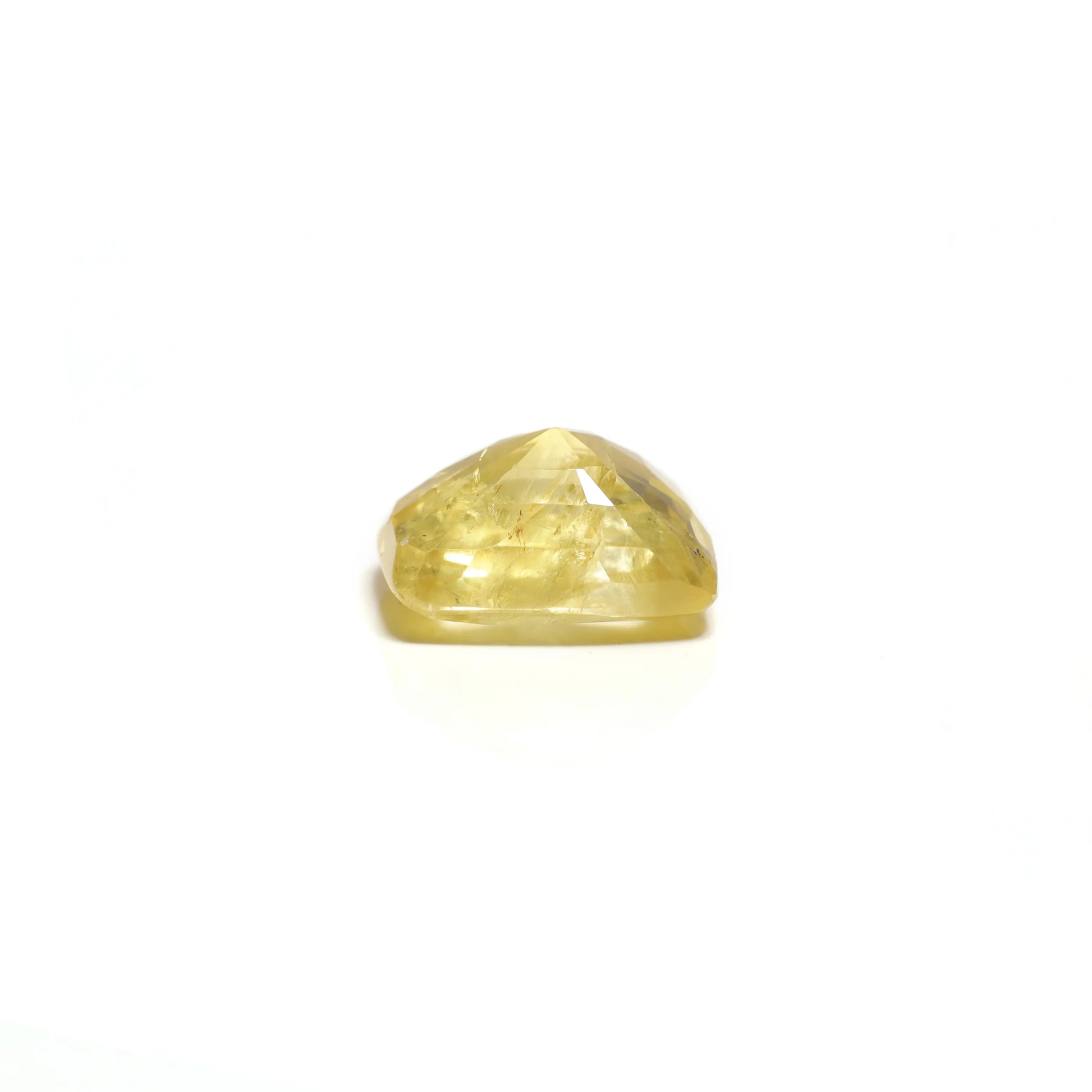 Yellow Sapphire - 4.07 Carat