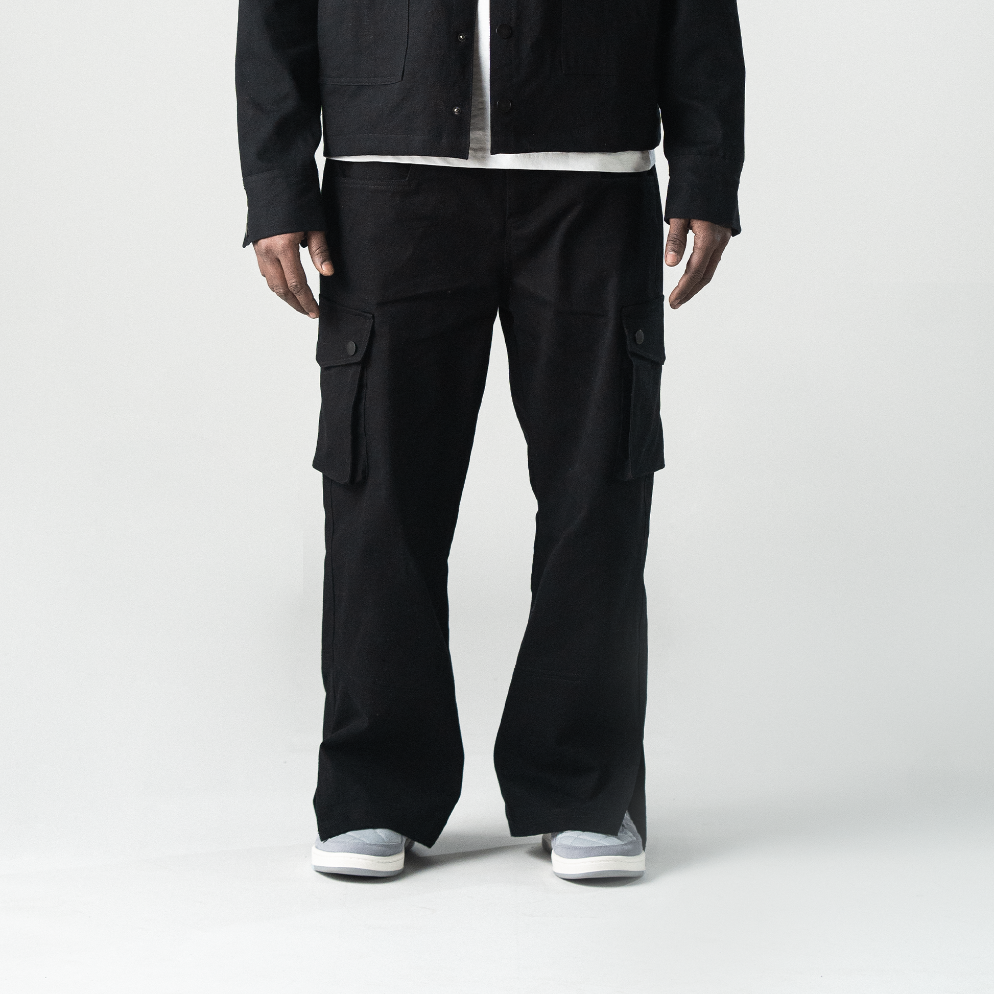 Superkicks | ESSENTIAL CARGO PANTS  { BLACK