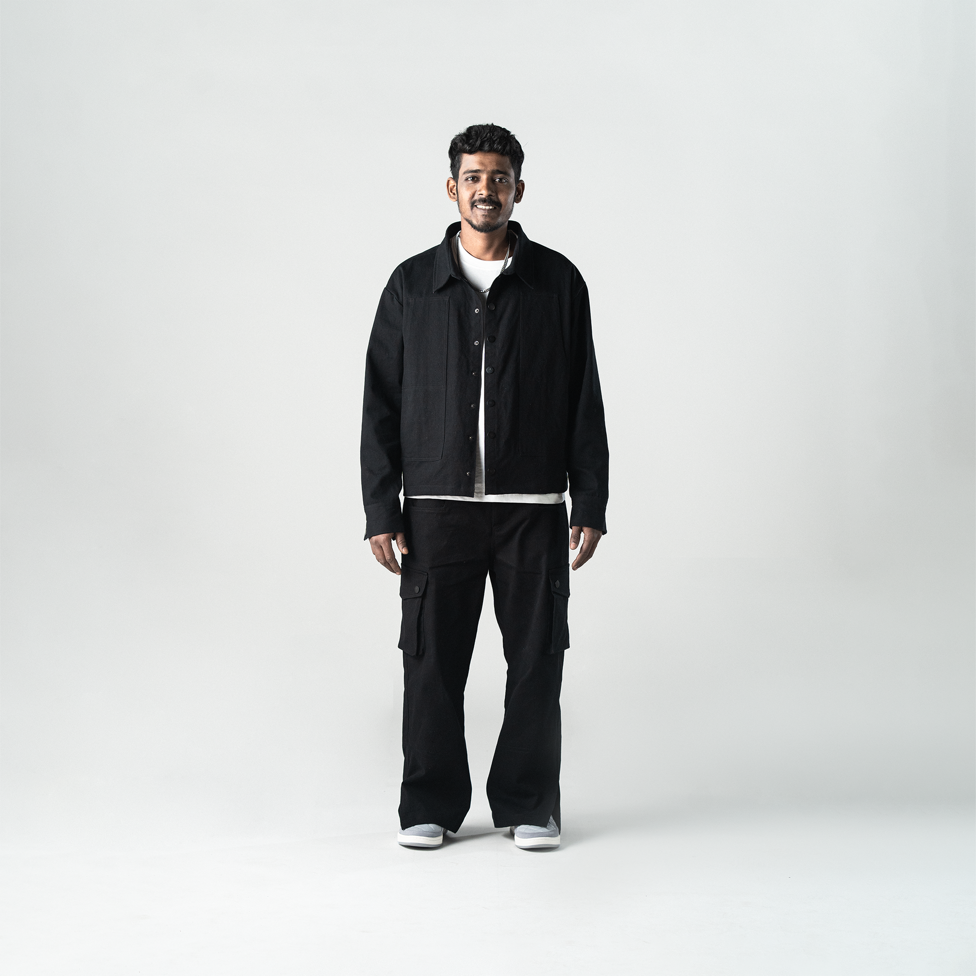 Superkicks | ESSENTIAL CARGO PANTS  { BLACK