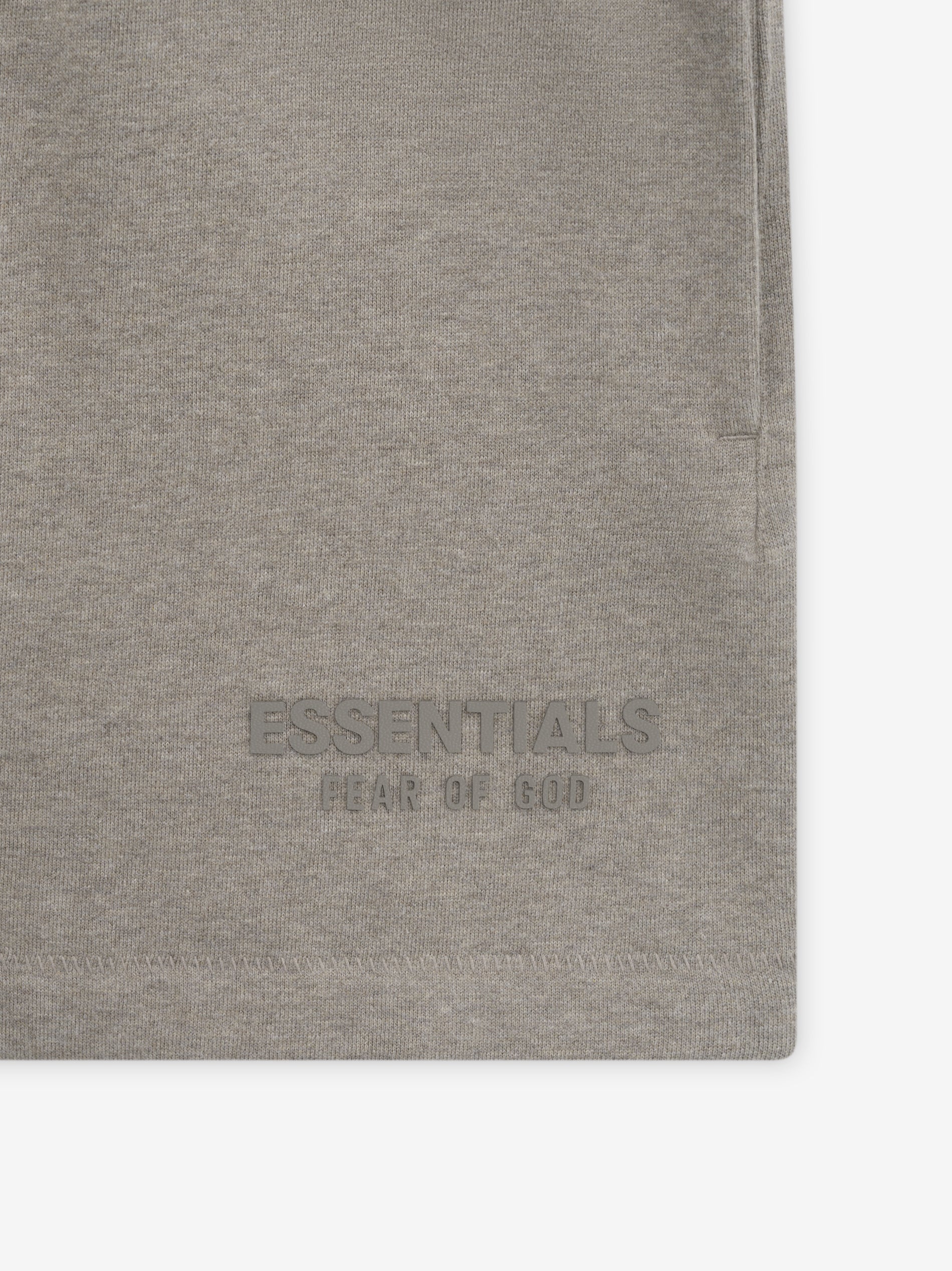 ESSENTIALS SWEATSHORT