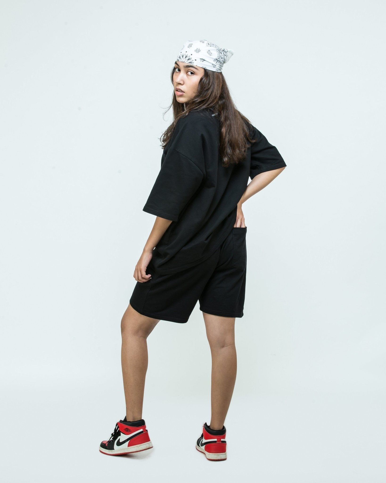 Oversized T-shirt - Bare Black