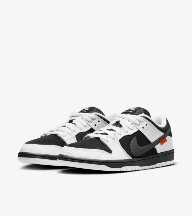 Nike SB Dunk Low 'Tightbooth'