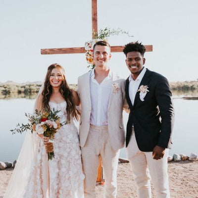 Trendy Minimalist Desert Wedding