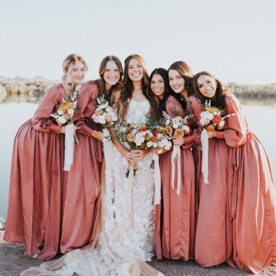 Trendy Minimalist Desert Wedding