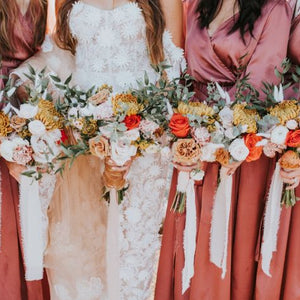 Trendy Minimalist Desert Wedding