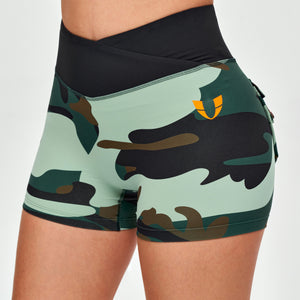 V-waist Cargo Shorts - Green Camo