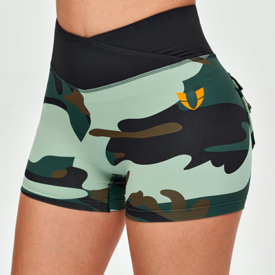 V-waist Cargo Shorts - Green Camo