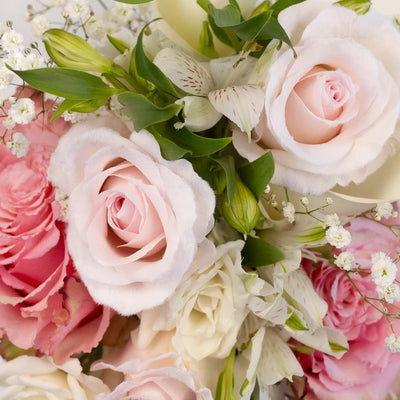 Pink Fuzzy Rose Bouquet Bar Kit