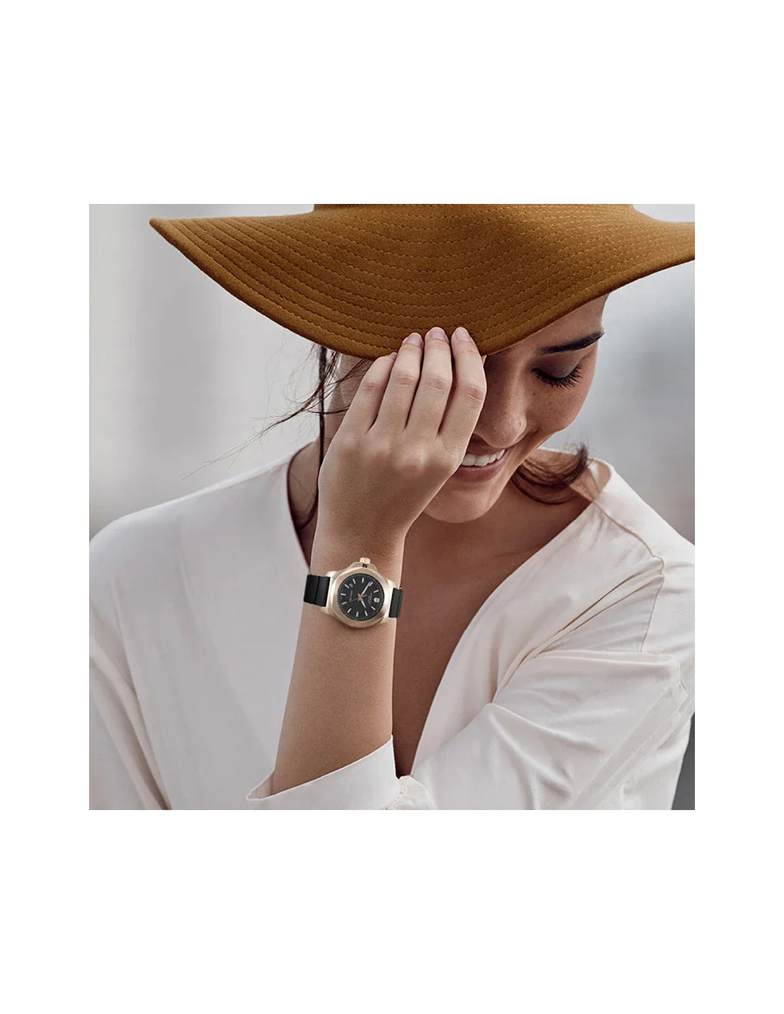 Victorinox I.N.O.X. Women Black Dial Women 43mm