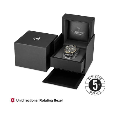 Victorinox Maverick Black Stainless Steel Men 43mm