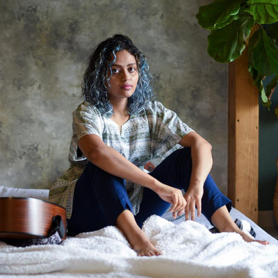 Whispering A Tale (Night Suit)