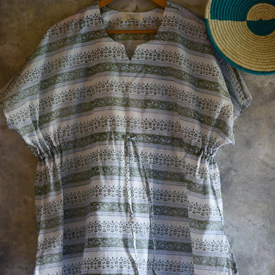 Whispering A Tale (Night Suit)