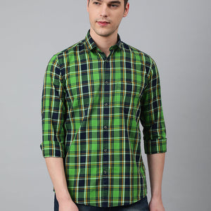 Men Green Standard Fit Checkered Casual Shirt