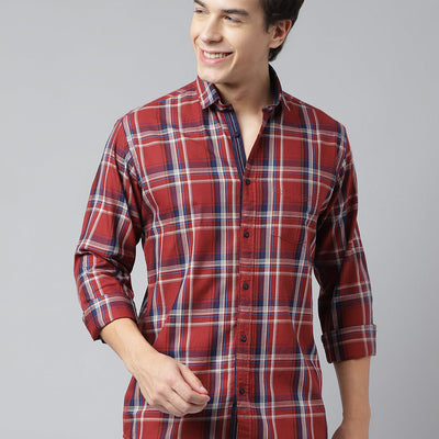 Men Rust Standard Fit Checkered Casual Shirt