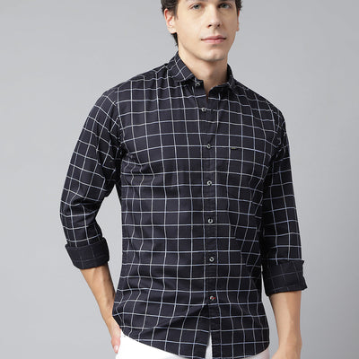Men Navy Standard Fit Checkered Casual Shirt