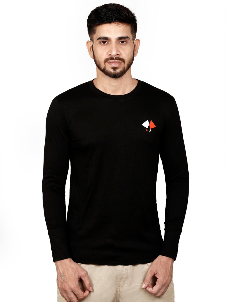 Solid Full Sleeves Slim Fit Crew Neck T-shirt..