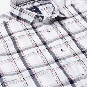 Men White Standard Fit Checkered Casual Shirt