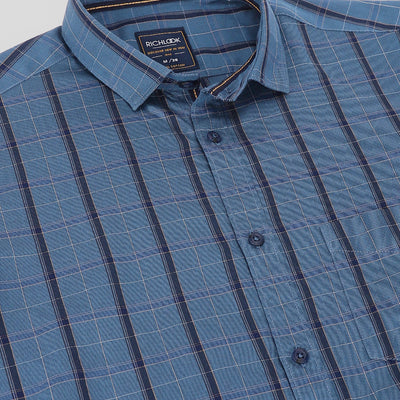 Men Blue Standard Fit Checkered Casual Shirt