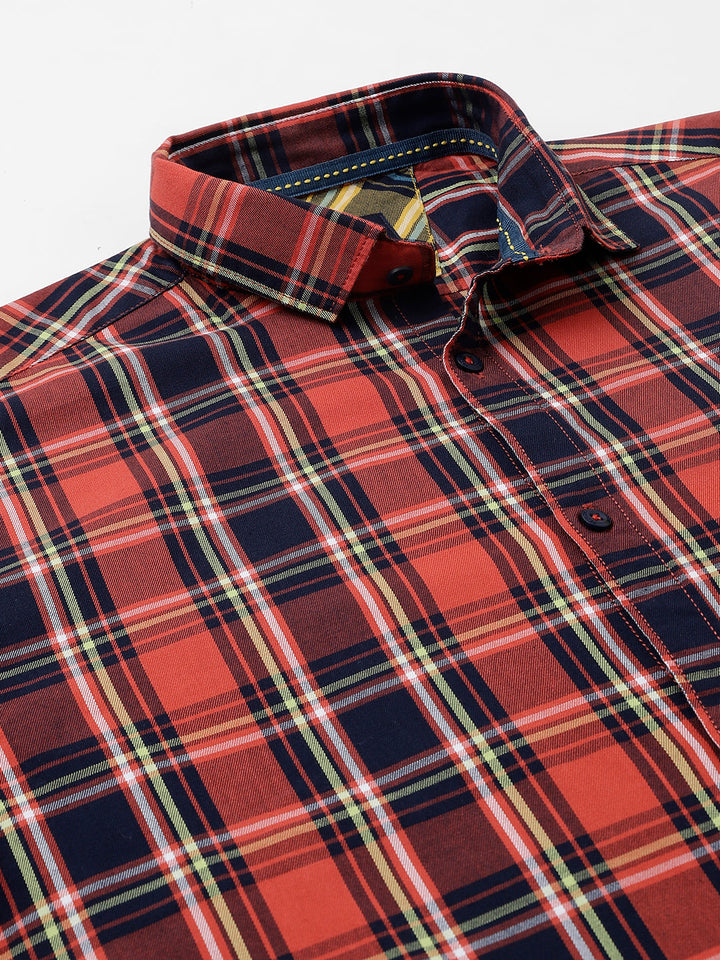 Men Red Standard Fit Checkered Casual Shirt