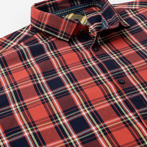 Men Red Standard Fit Checkered Casual Shirt