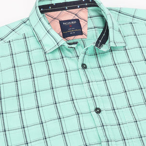 Men Mint Standard Fit Checkered Casual Shirt