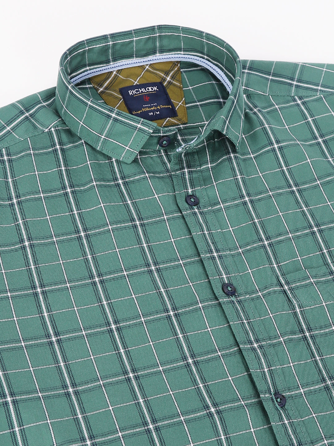 Men Green Standard Fit Checkered Casual Shirt