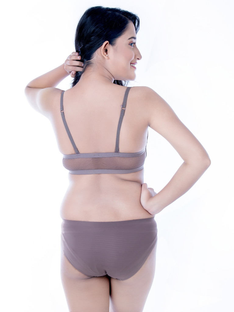 Spandex And Lycra Padded Wired Bra with Bikini Panty in Grey..