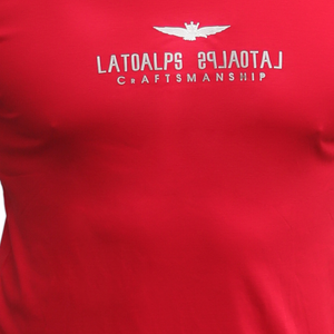 BLACKTREE RED LATOALPS DESIGN T-SHIRT..