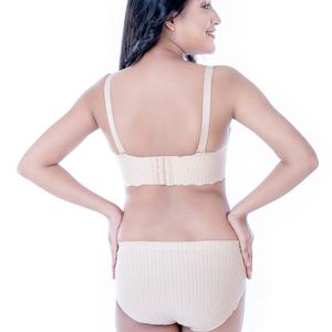 Padded Regular Wired Tee Bra With Panty..