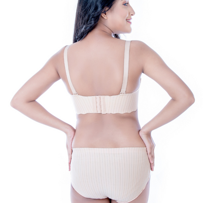 Padded Regular Wired Tee Bra With Panty..