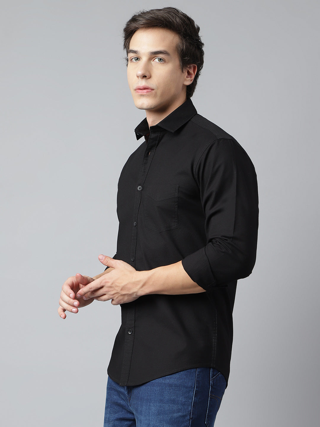 Men Black Standard Fit Solid Casual Shirt