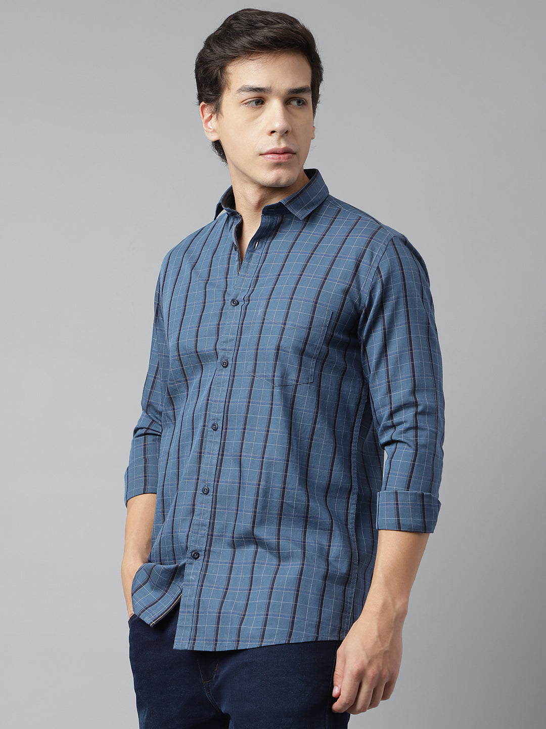 Men Blue Standard Fit Checkered Casual Shirt