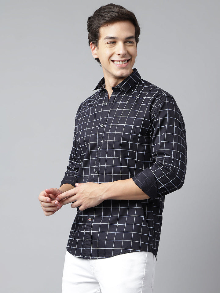 Men Navy Standard Fit Checkered Casual Shirt